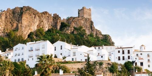 Los Pueblos Blancos de Andalucía, la historia de la humanidad en paredes calizas