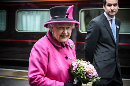 “Le thé préféré de la Reine” : quel salon de thé choisir pour marcher sur les pas d’Elisabeth II ?