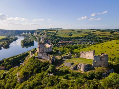 Entre Paris et la Normandie, connaissez-vous ce site perché qui offre l'une des plus belles vues de France ?