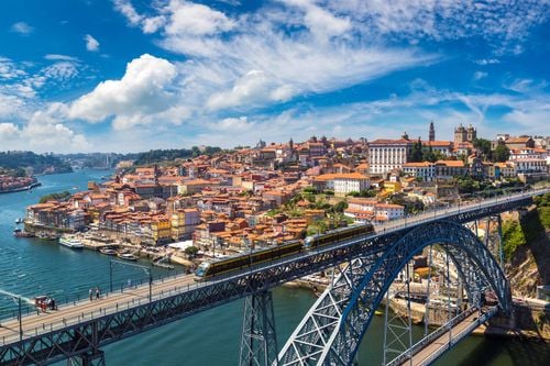 Nouveau au Portugal : voyagez en train en illimité pour moins de 50€ par mois !