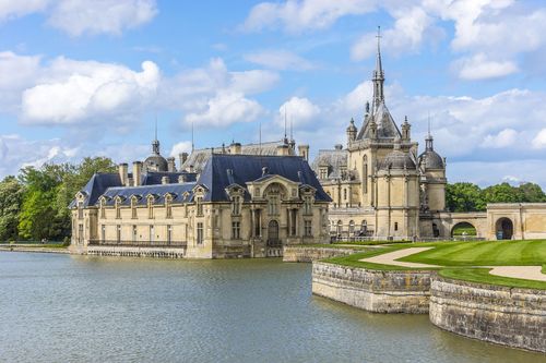 En la piel de un rey en el castillo de Chantilly