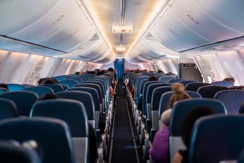 Des experts ont dévoilé les sièges à réserver pour un meilleur sommeil en avion (à noter pour vos prochaines réservations !)