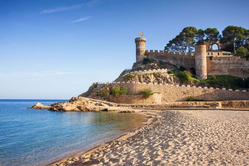 Tossa de Mar, due facce della Costa Brava