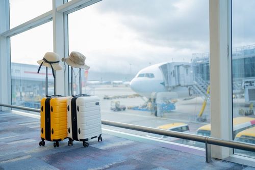 Quels objets pouvez-vous emporter à bord d’un avion ? Découvrez les règles essentielles !