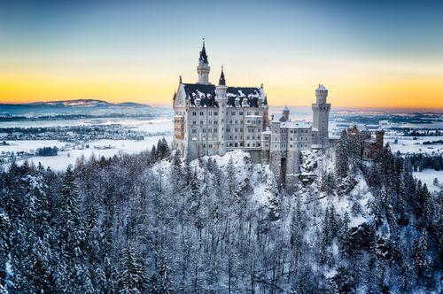 4 magnifiques châteaux à visiter en hiver, quand ils sont les plus beaux (l’un d’eux se trouve en France !)
