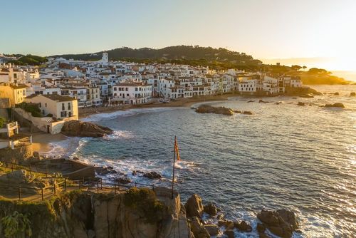 On a repéré ce bon plan : cap sur la Costa Brava pour 6 jours et 5 nuits avec vols + hôtel 4* en demi-pension à partir de 359 € !