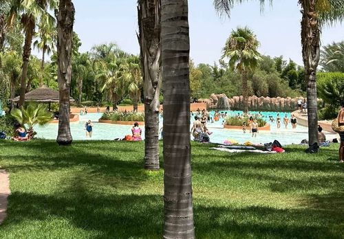 Vous cherchez un parc aquatique au Maroc ? Le premier parc aquatique du pays se trouve à Marrakech !