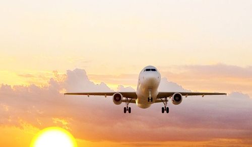 Fini les mauvaises surprises ! Vous pouvez désormais bloquer le prix de vos billets d'avion pendant 1 an grâce à cette option innovante