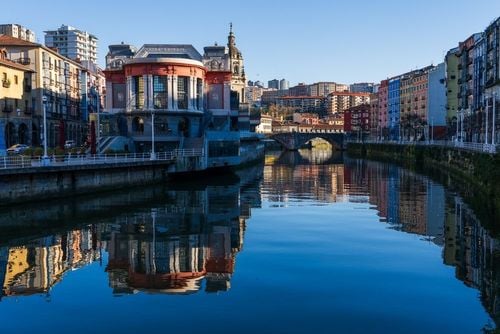 On a repéré ce bon plan : week-end prolongé à Bilbao dans un hôtel moderne à partir de 279 € / personne ! (vols inclus)