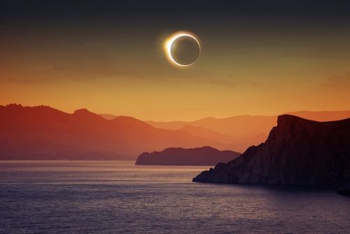 C’est un phénomène très rare : où pourra-t-on observer l’éclipse solaire totale qui aura lieu le 8 avril 2024 ?