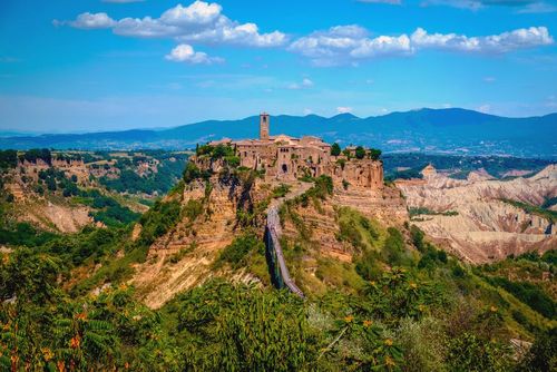 Dans la région de Rome, ces villages perchés et éclipsés par la capitale sont d’une beauté irréelle !