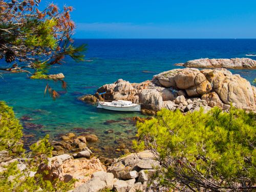 Calella de Palafrugell, calette e borghi medievali
