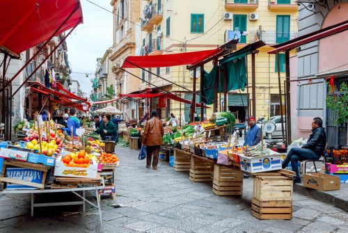 Vucciria, Ballarò y Capo: comida callejera en los mercados históricos de Palermo