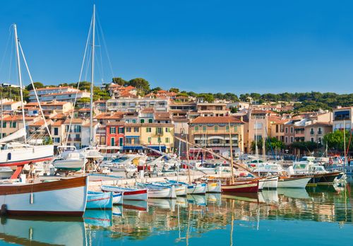 Passeggiata nel vecchio porto di Cassis