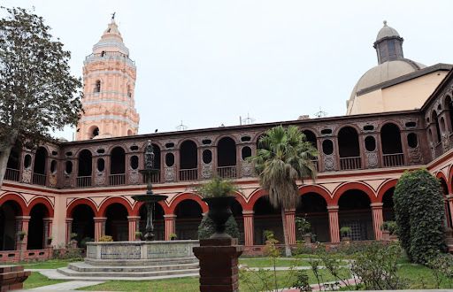 Le couvent de Santo Domingo à Lima